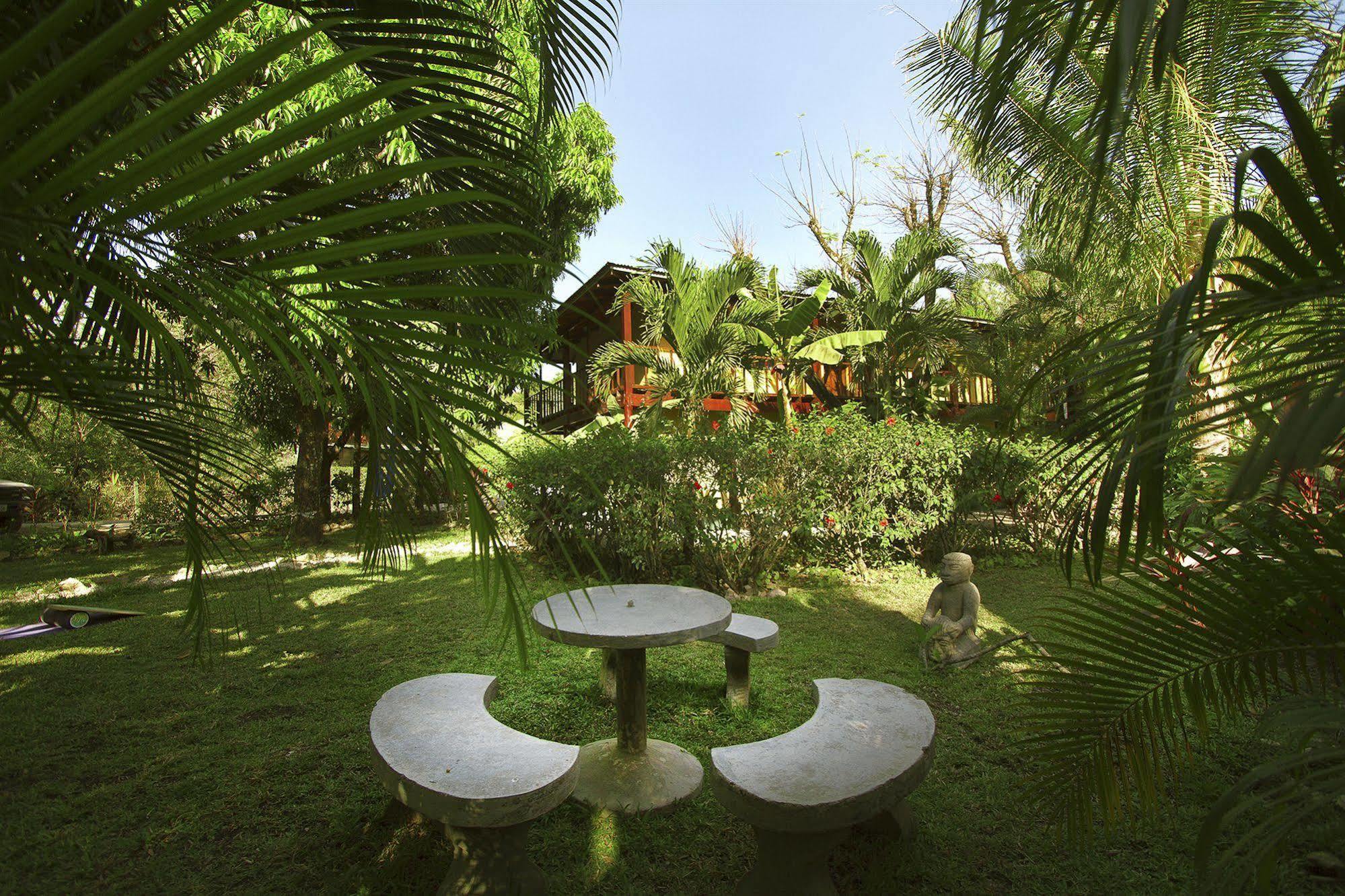 فندق The Sunset Shack نوسارا المظهر الخارجي الصورة